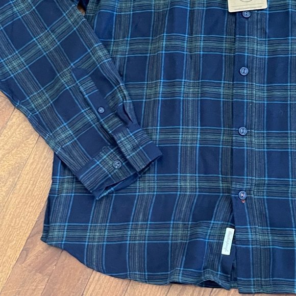 New Men's Weatherproof Vintage Luxe Flannel Button Down Size XL - Picture 2 of 9